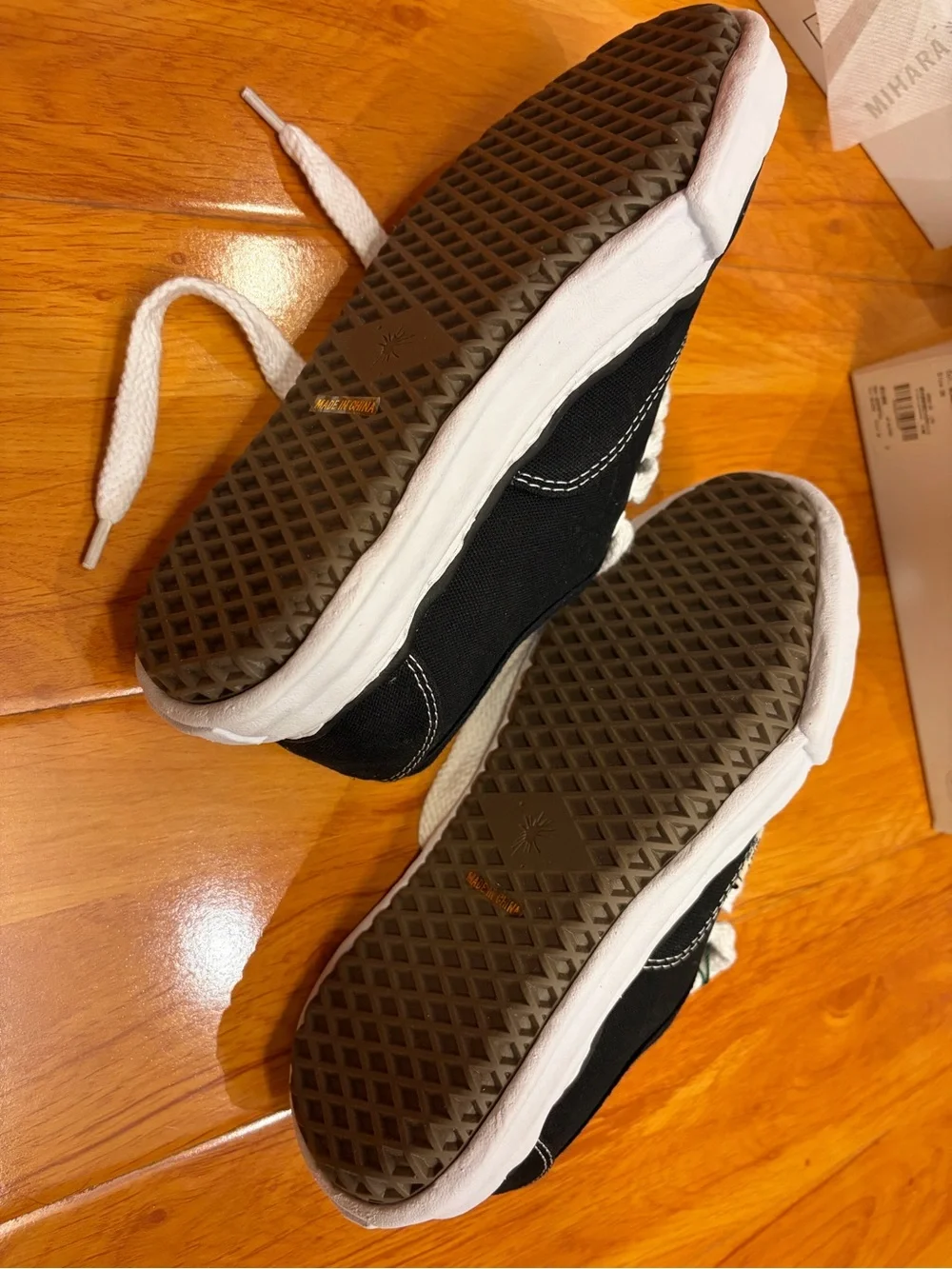 Miharayasuhiro Black and White Low-Top Sneakers
